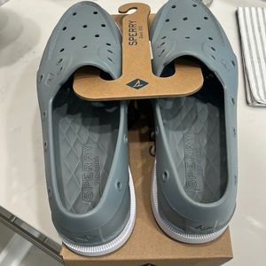 Sperry men’s silicone loafers grey size 9